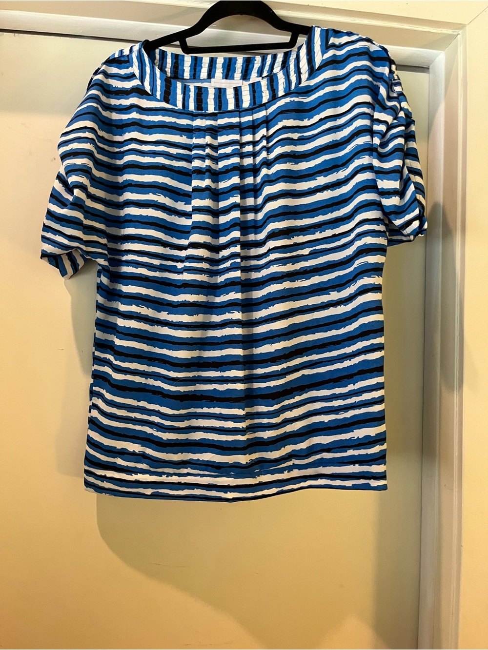 New York & Company Blue and White Striped Scoop Neck Blouse